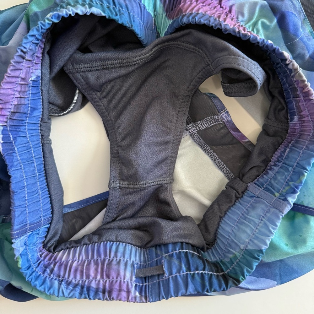 Athleta Printed Mesh Racer Run Short 4" - Picture 4 of 7